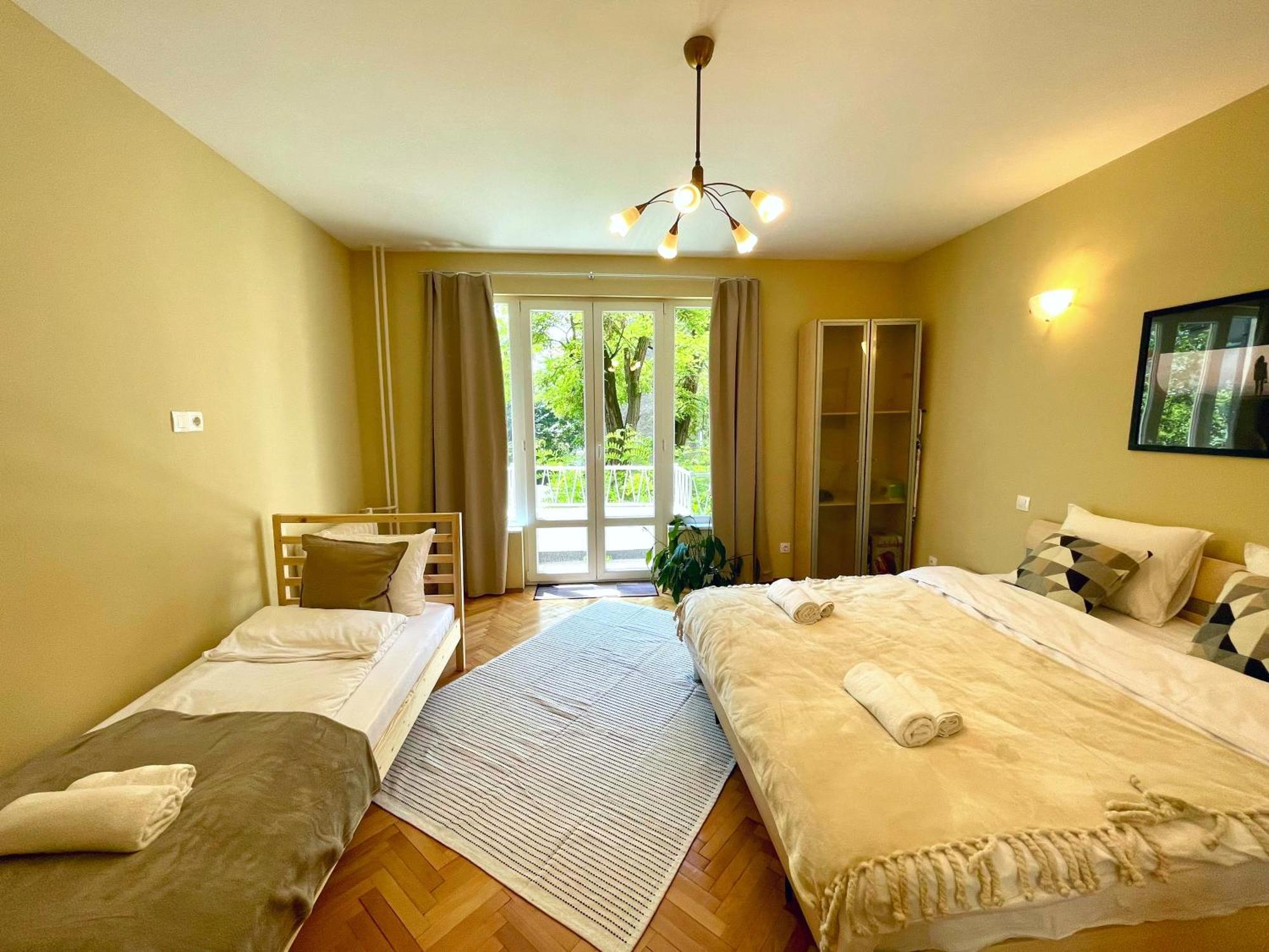 Bohemian Bright & Calm 2Br - Top Center - Private Balcony Sofia Exterior photo